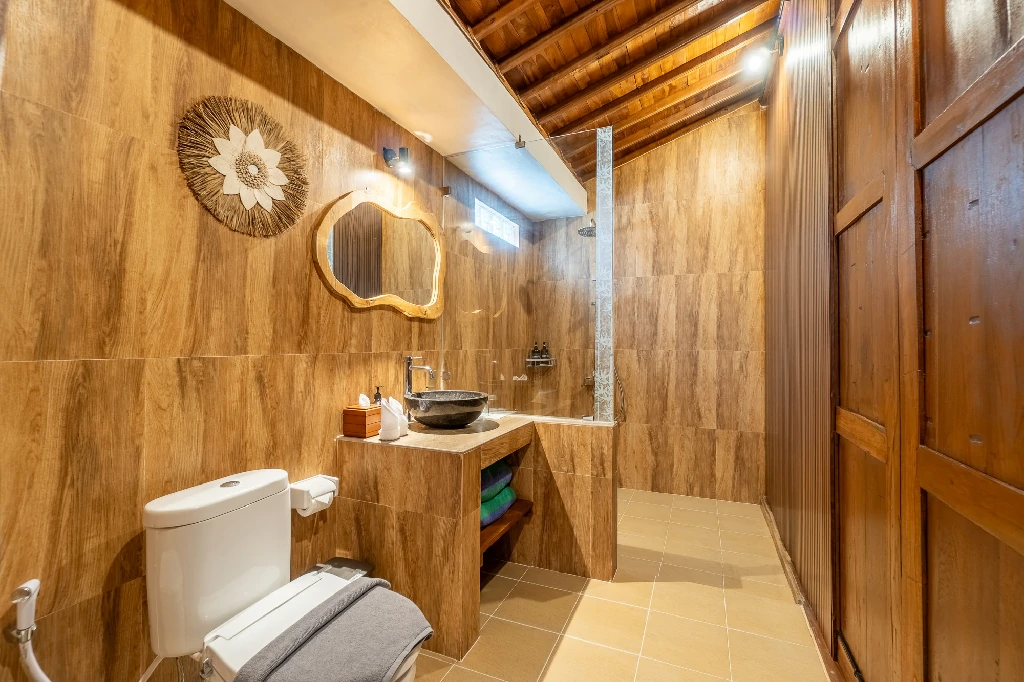 B-1Y-FRANGIPANI-ROOM1- (1)