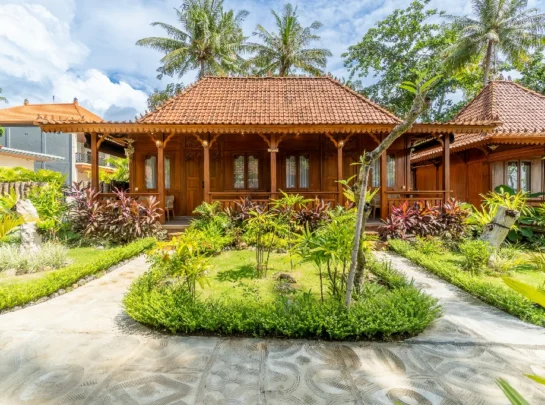 family wooden villa, dani beach villa